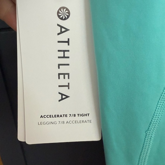 Athleta Accelerate 7/8 Tights  Leggings Light Blue  size large NWT - Picture 4 of 6